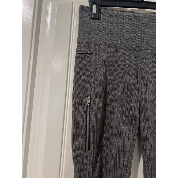 Athleta Sly Drifter Leggings Zipper Pockets Herringbone Black White Size Medium - Picture 11 of 13